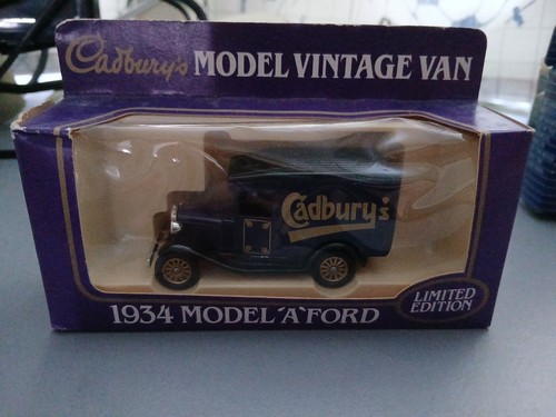 Lledo ford 1934 cadbury - a, cadbury's